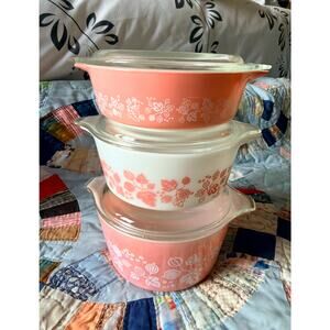 PYREX Pink & White Gooseberry Milk Glass Casserole Set with Lids 1pt 1qt 1.5qt